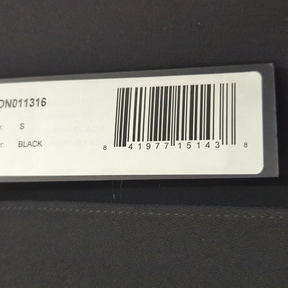 Halston Heritage black blouse - Picture 5 of 9